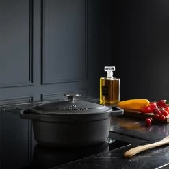 Gietijzeren Braadpan - Sudderpan Zwart Van Daumonet - Ovaal - Ø 29 Cm - 3 Liter - 100% PFAS & PFOA Vrij - Emaille - Geschikt Voor Alle Warmtebronnen - Elektrisch - Gas - Halogeen - Inductie - Keramisch - Vaatwasserbestendig -Kookpannen Verkoopwinkel 1200x1200 606