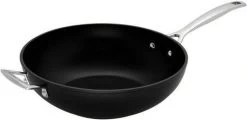 LE CREUSET - Les Forgees - Wokpan 30cm -Kookpannen Verkoopwinkel 1200x581 1