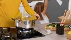 Tefal Cook & Cool E493S6 - Set 3-delig (kookpan 20/24 + Steelpan 16) -Kookpannen Verkoopwinkel 1200x674 5