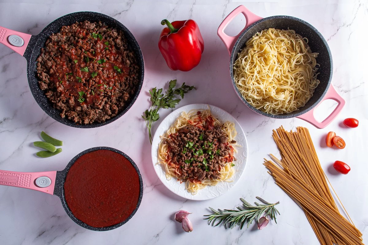 Royalty Line Inductie Pannenset - Luxe 14-delige Pannenset Marmeren Coating - Pannen Met Afneembare Handvaten - Oven-Ready - PFAS-Vrij - Voor Alle Warmtebronnen - Afneembare Koudgrepen - Antiaanbaklaag - Koekenpan Met Glazen Deksels - Roze 7 Royalty Line Inductie Pannenset - Luxe 14-delige Pannenset Marmeren Coating - Pannen Met Afneembare Handvaten - Oven-Ready - PFAS-Vrij - Voor Alle Warmtebronnen - Afneembare Koudgrepen - Antiaanbaklaag - Koekenpan Met Glazen Deksels - Roze - Afbeelding 7