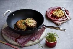 LE CREUSET - Les Forgees - Wokpan 30cm -Kookpannen Verkoopwinkel 1200x800 72