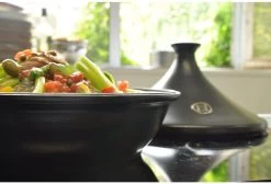 Emile Henry Tajine - Ø32 Cm - Fusain -Kookpannen Verkoopwinkel 1200x814 4