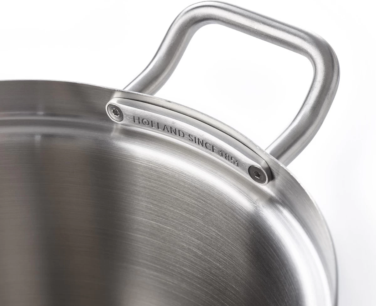 BK Q-linair Master Black Kookpannenset - 4-delig - Veilig Afgietsysteem - Inductie 4 BK Q-linair Master Black Kookpannenset - 4-delig - Veilig Afgietsysteem - Inductie - Afbeelding 4