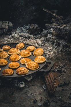 The Windmill Poffertjespan 30 Cm Gietijzer 2,3 Kg Zwart 15 The Windmill Poffertjespan 30 Cm Gietijzer 2,3 Kg Zwart -Kookpannen Verkoopwinkel 800x1200 8